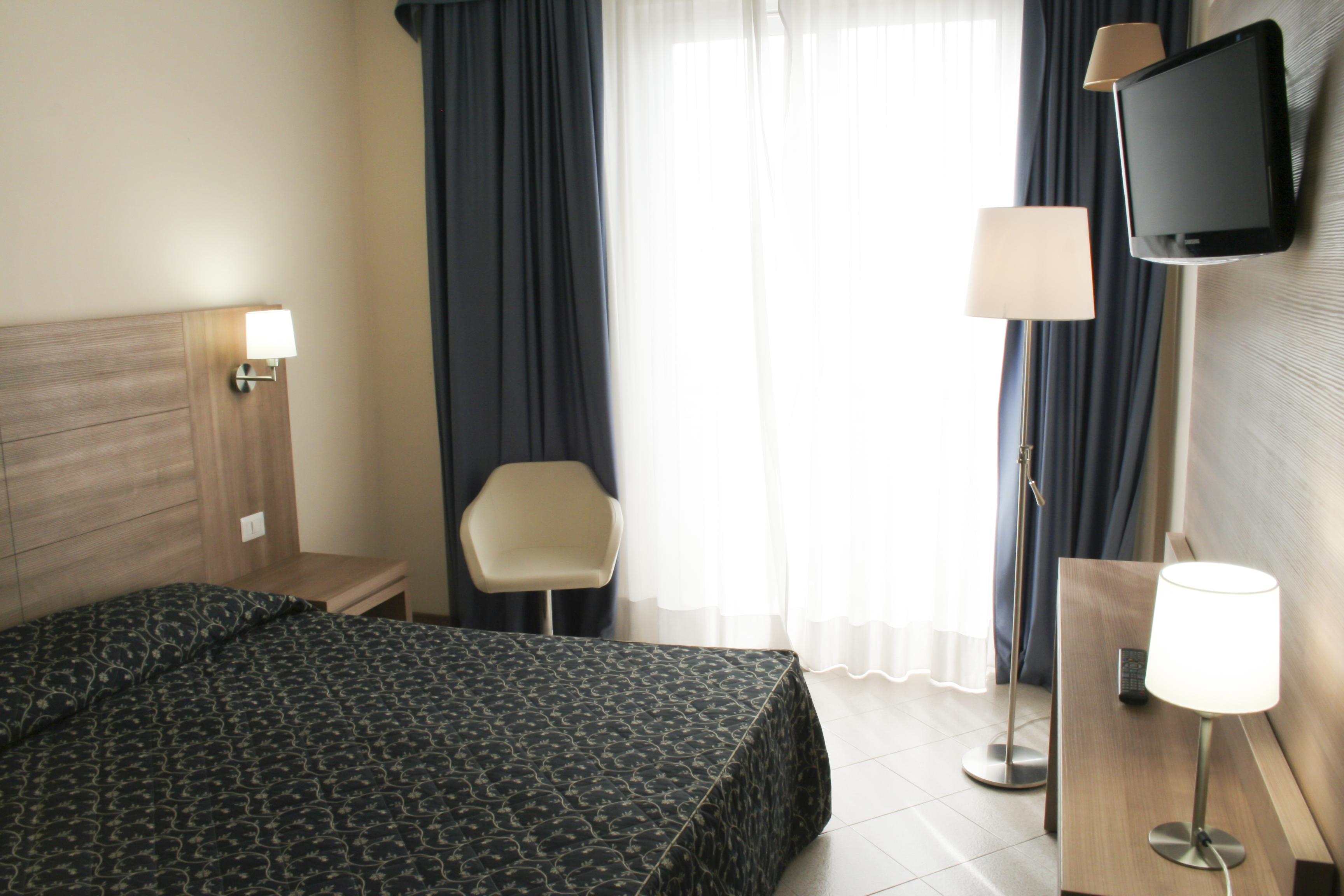 Hotel Mediterraneo شيفيتافيكْيا المظهر الخارجي الصورة