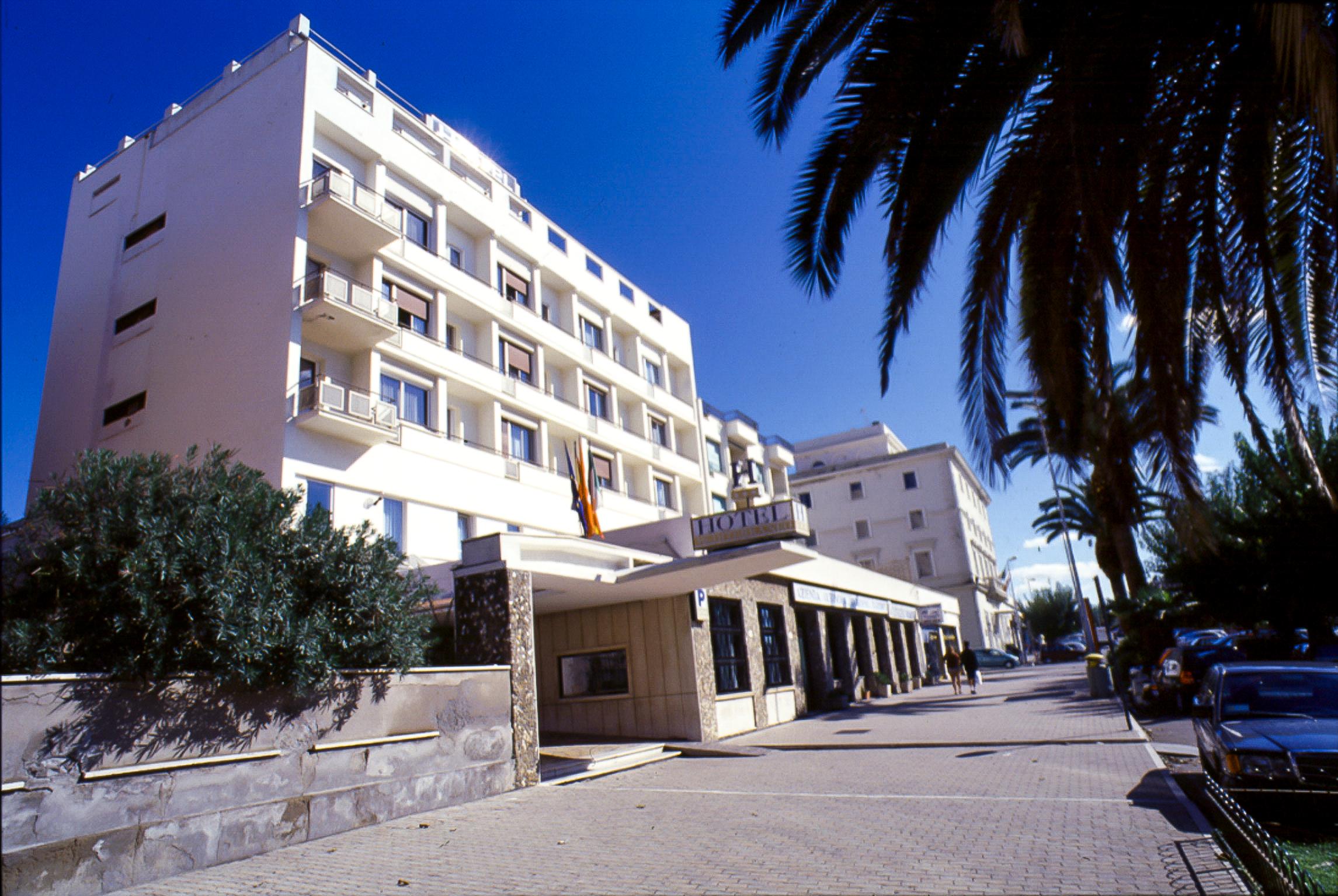 Hotel Mediterraneo شيفيتافيكْيا المظهر الخارجي الصورة