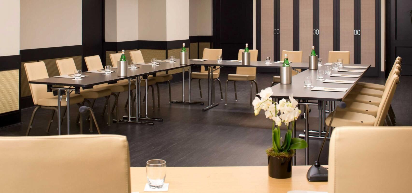 Hotel Mediterraneo شيفيتافيكْيا المظهر الخارجي الصورة